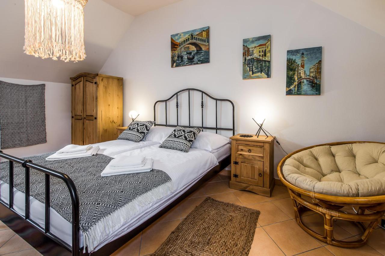 Poetika Apartments Eperjes Kültér fotó