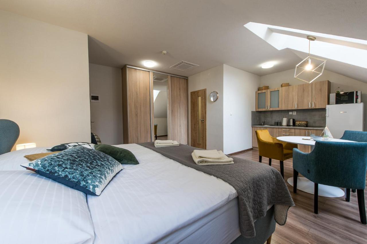 Poetika Apartments Eperjes Kültér fotó